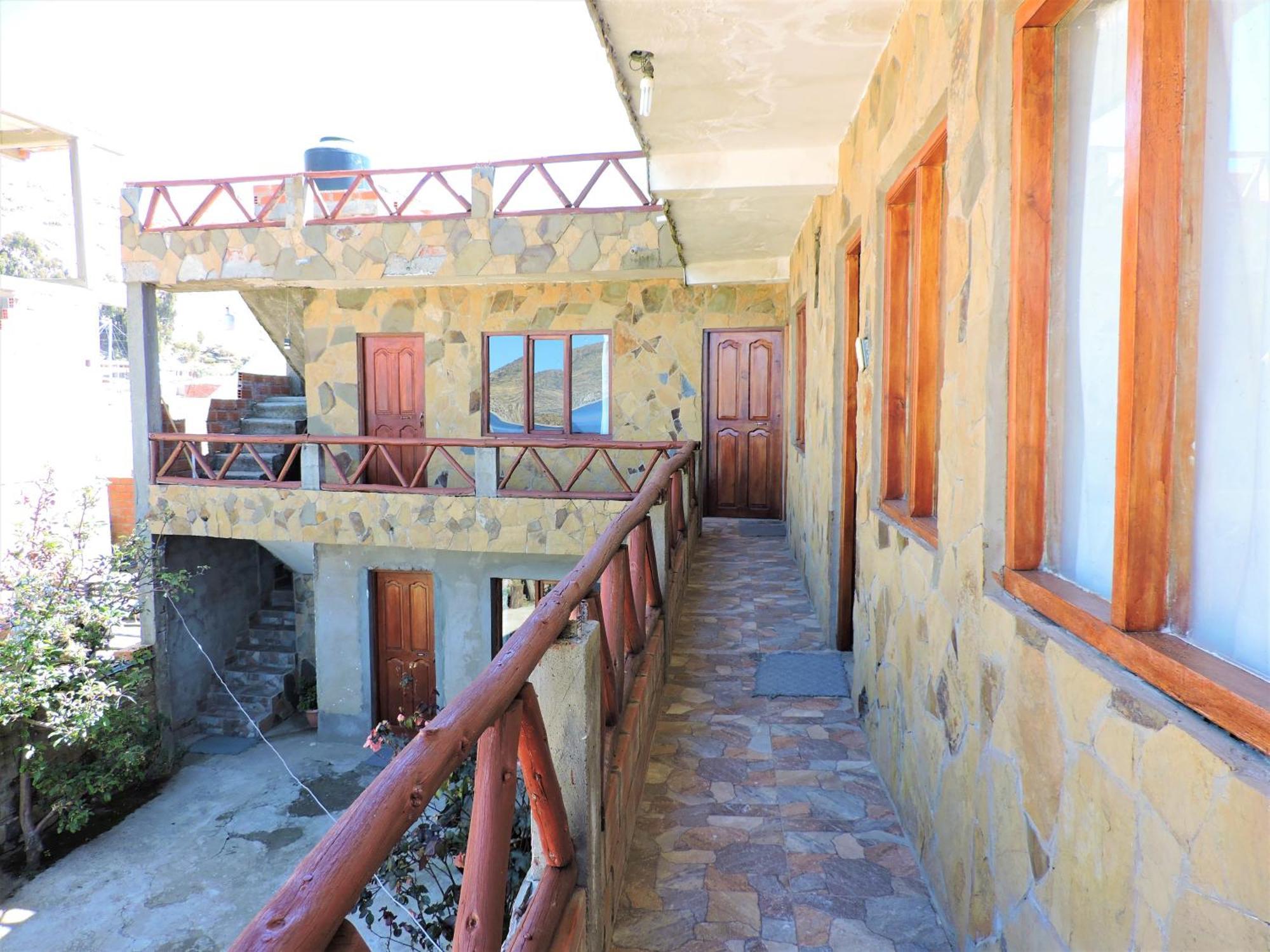 Titi Qala Hostel Comunidad Challapampa Exterior photo